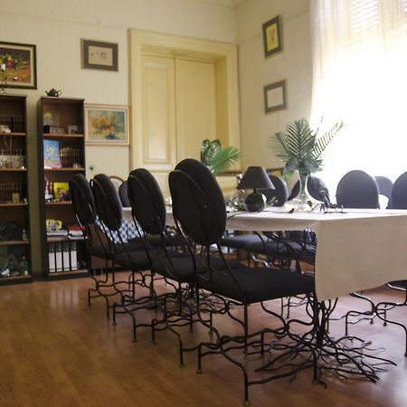 Casa Boiereasca Hostel Craiova Bagian luar foto
